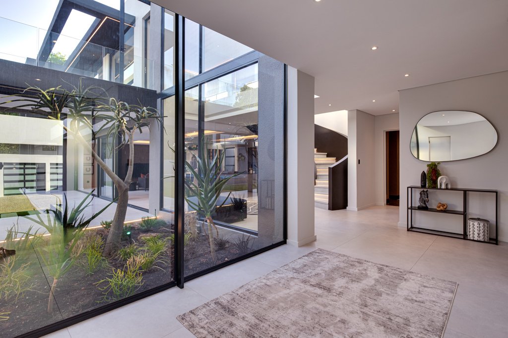 House in Bryanston, Gauteng, South Africa 4 - 15186285