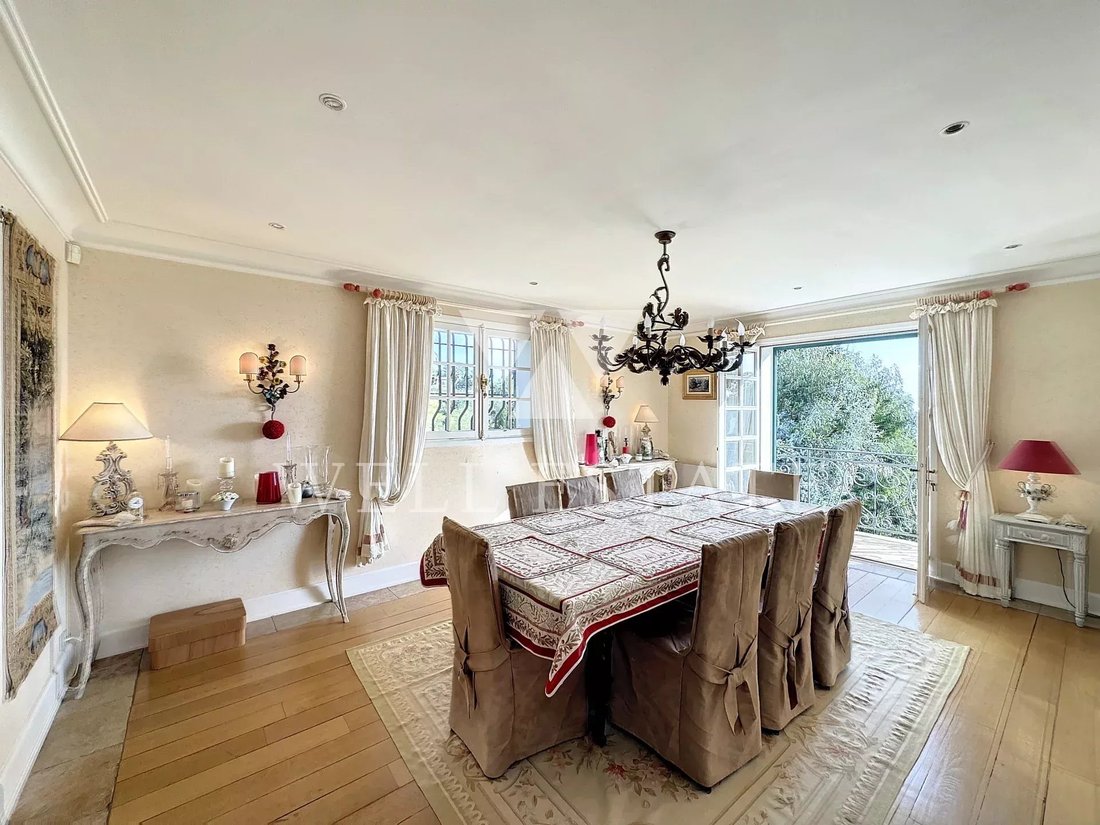 Villa in Cannes, Provence-Alpes-Côte d'Azur, France 3 - 12427932