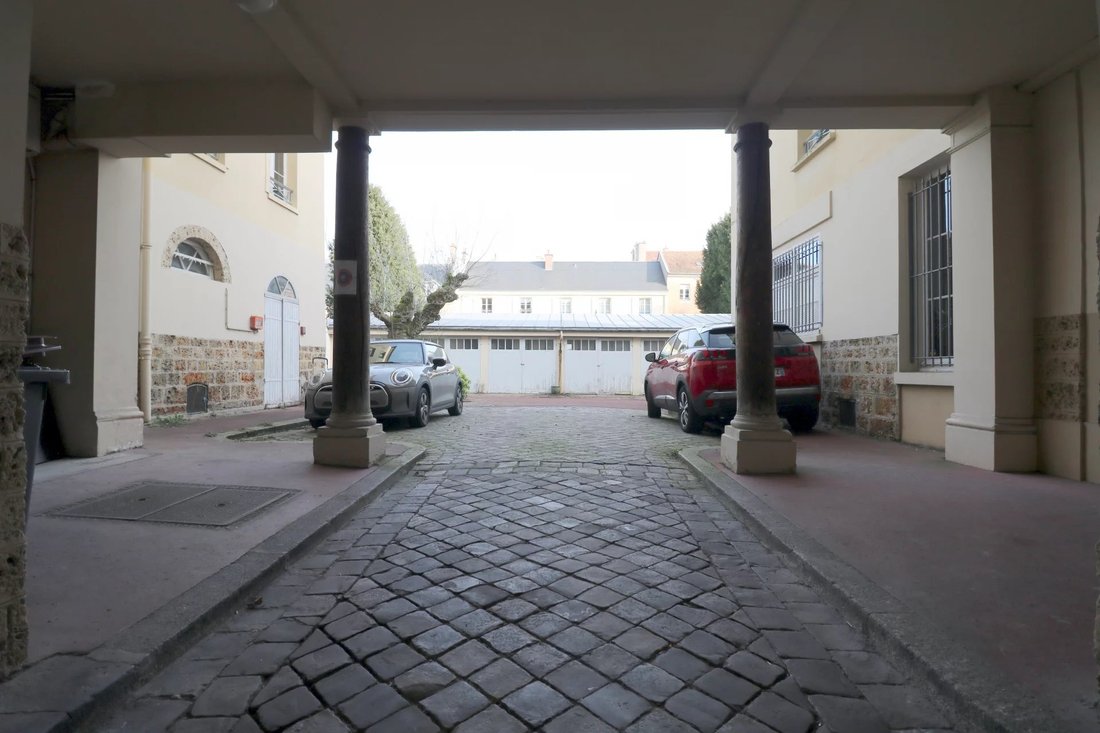 Estate in Saint Louis, Versailles, France 3 - 13769278