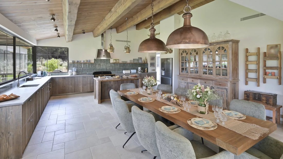 Villa in Ramatuelle, Provence-Alpes-Côte d'Azur, France 1 - 14549754
