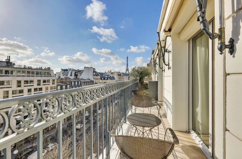 Apartment in Triangle d'Or, Paris 8e Arrondissement, Paris 1 - 11973595