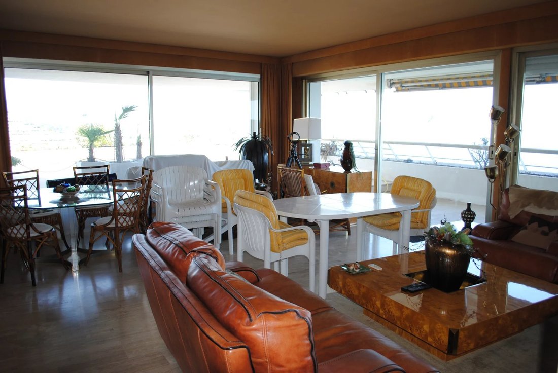 Apartment in Vaug, Villeneuve-Loubet, France 4 - 13164412