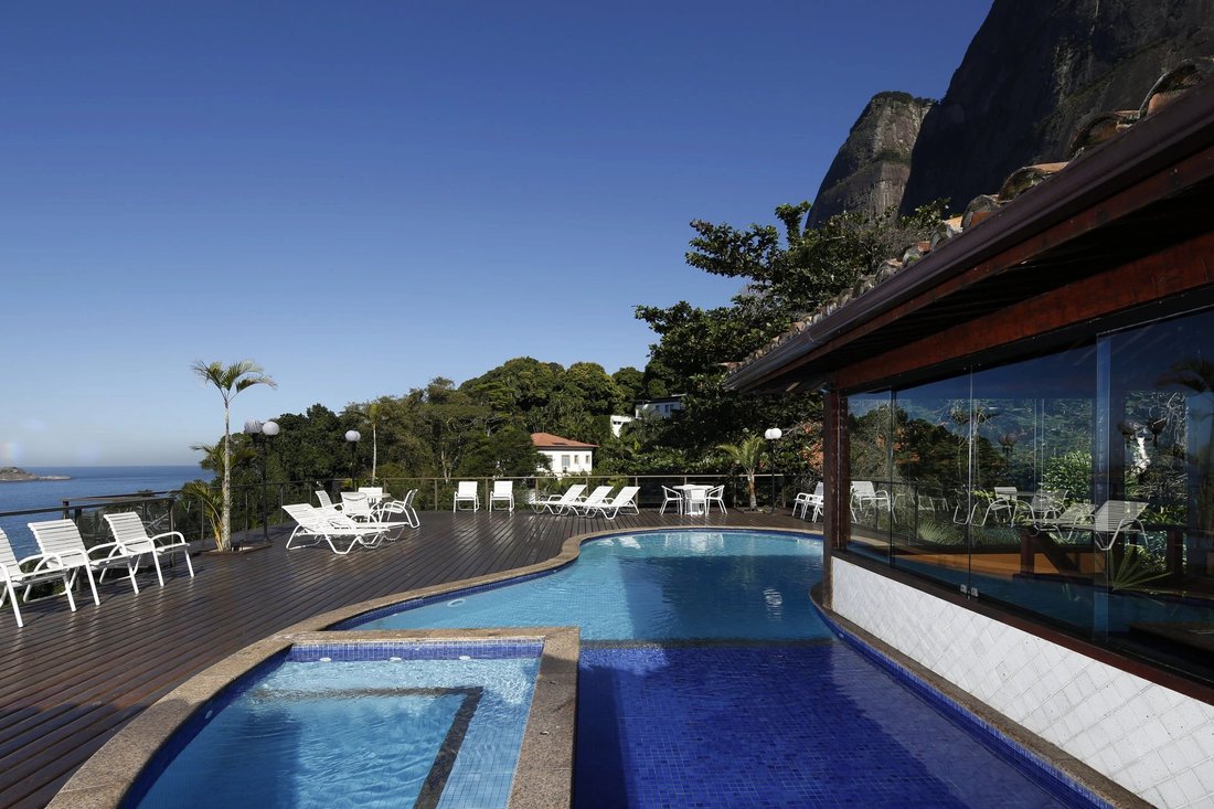 Villa in Rio de Janeiro, State of Rio de Janeiro, Brazil 4 - 10449661
