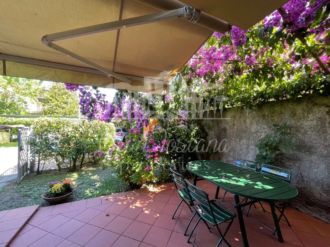 Apartment in Caranna-Vaiana, Forte dei Marmi, Tuscany 2 - 12094159