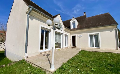Haus in Le Plessis-Trévise, Île-de-France, Frankreich 1