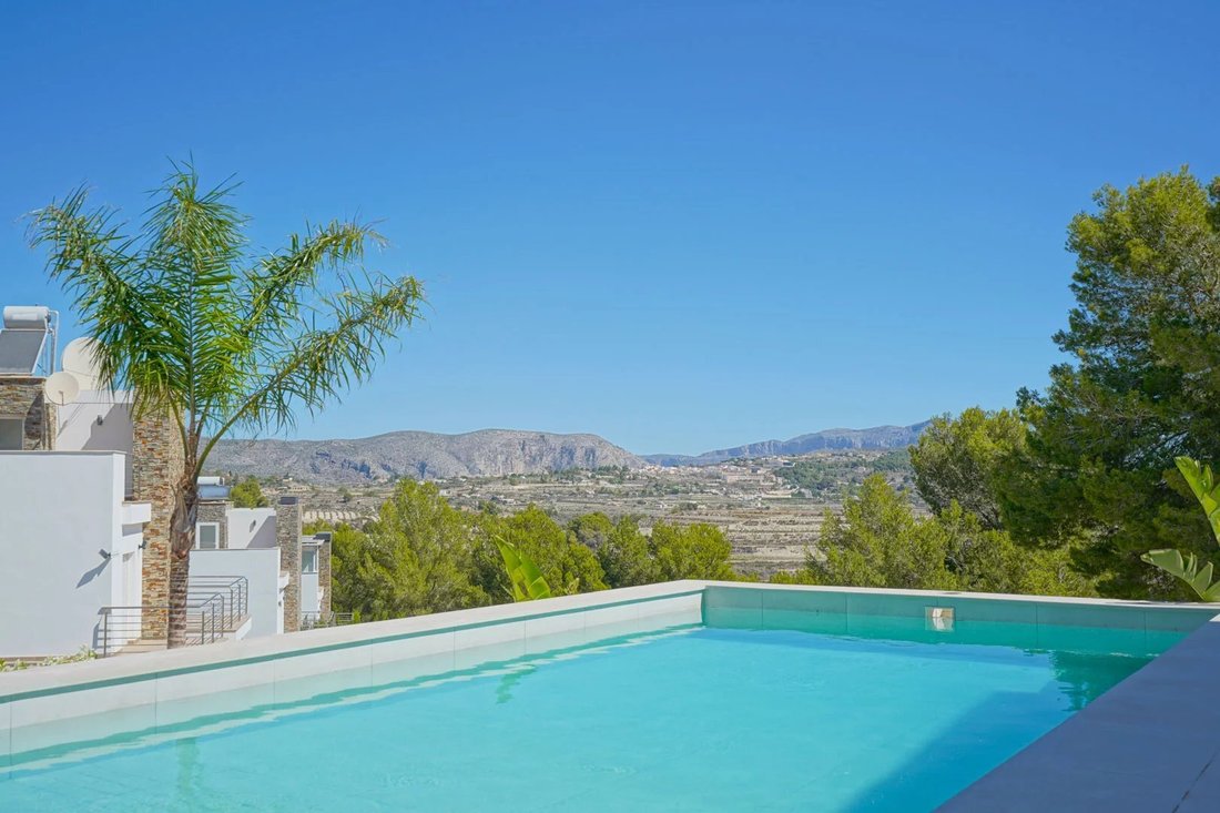Villa in Moraira, Teulada, Valencian Community 2 - 14471160