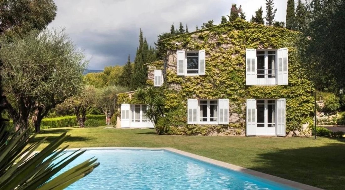 Villa in Les Indes les-Groulles, Mouans-Sartoux, France 3 - 12112394