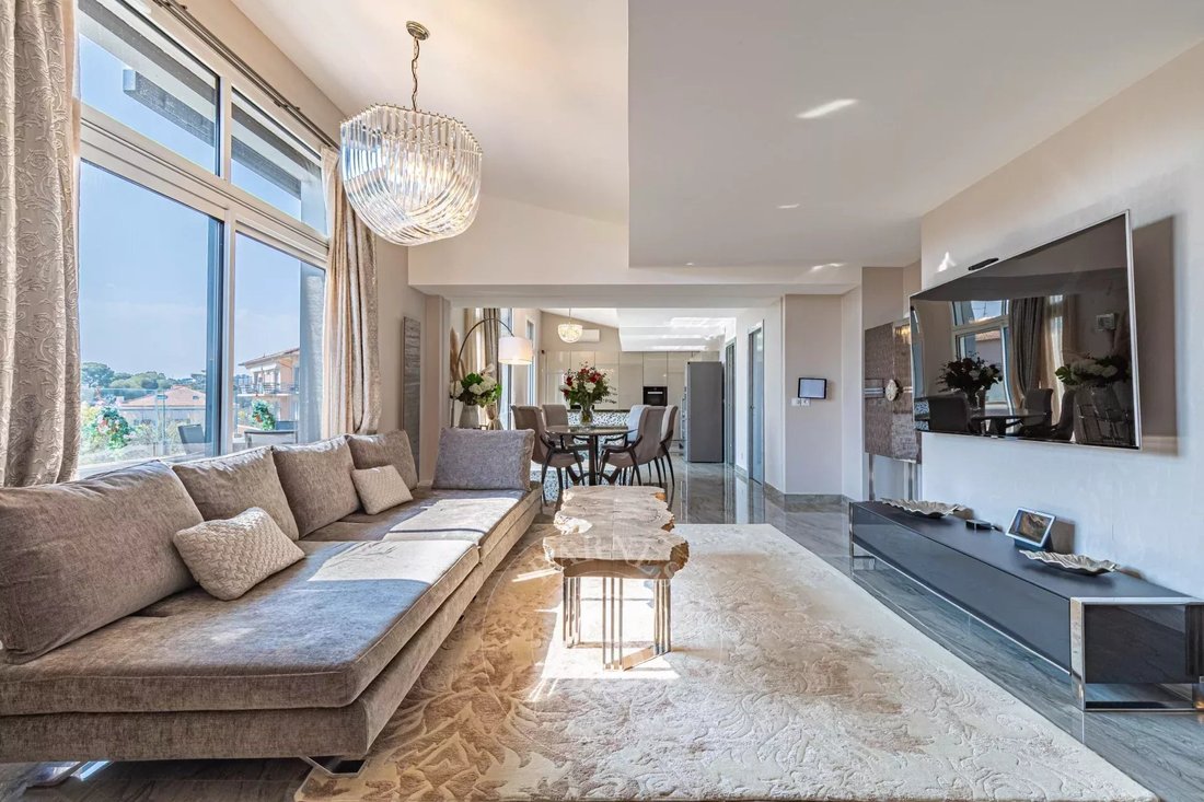 Apartment in Cannes, Provence-Alpes-Côte d'Azur, France 2 - 11848230
