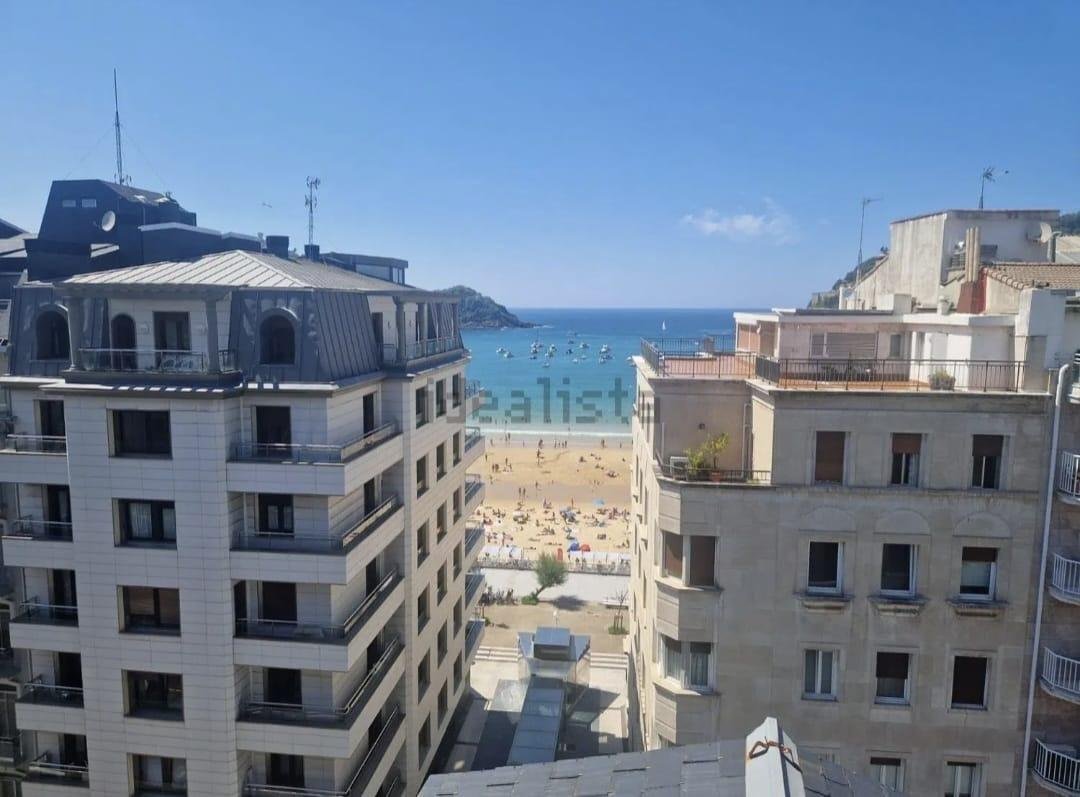 Apartment in Mendebaldea, Donostia-San Sebastian, Spain 5 - 15192465