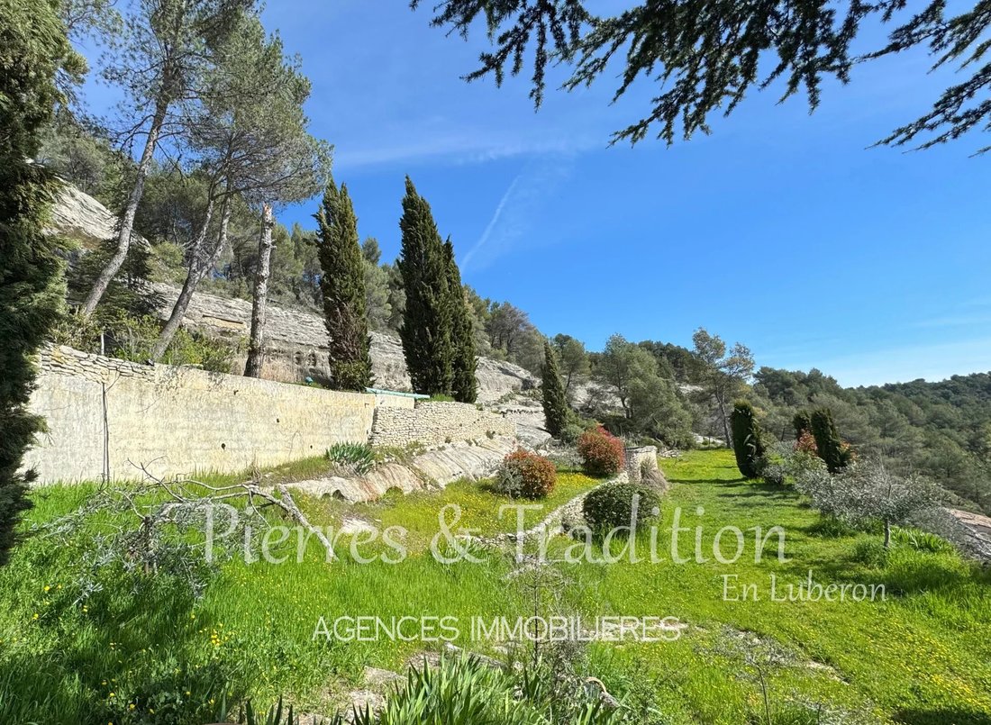 Estate in Goult, Provence-Alpes-Côte d'Azur, France 5 - 14198486