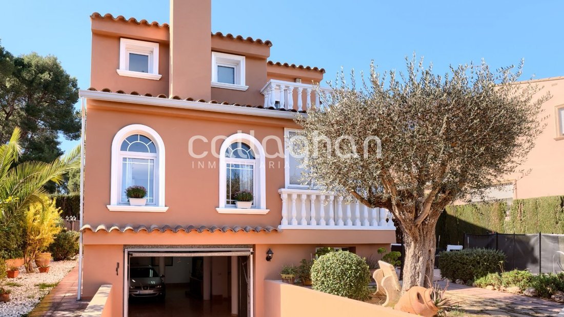Villa in Paterna, Valencian Community, Spain 3 - 15192697