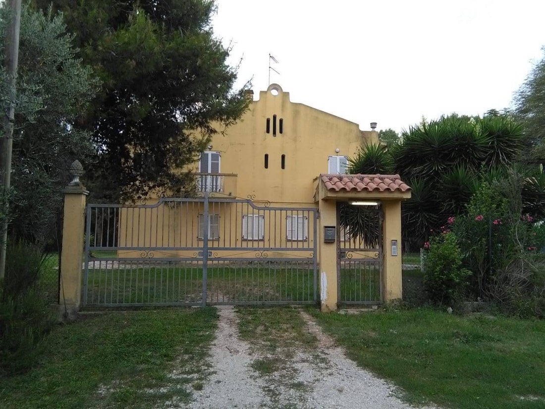 Land in Mosciano Sant'Angelo, Abruzzo, Italy 5 - 15198432