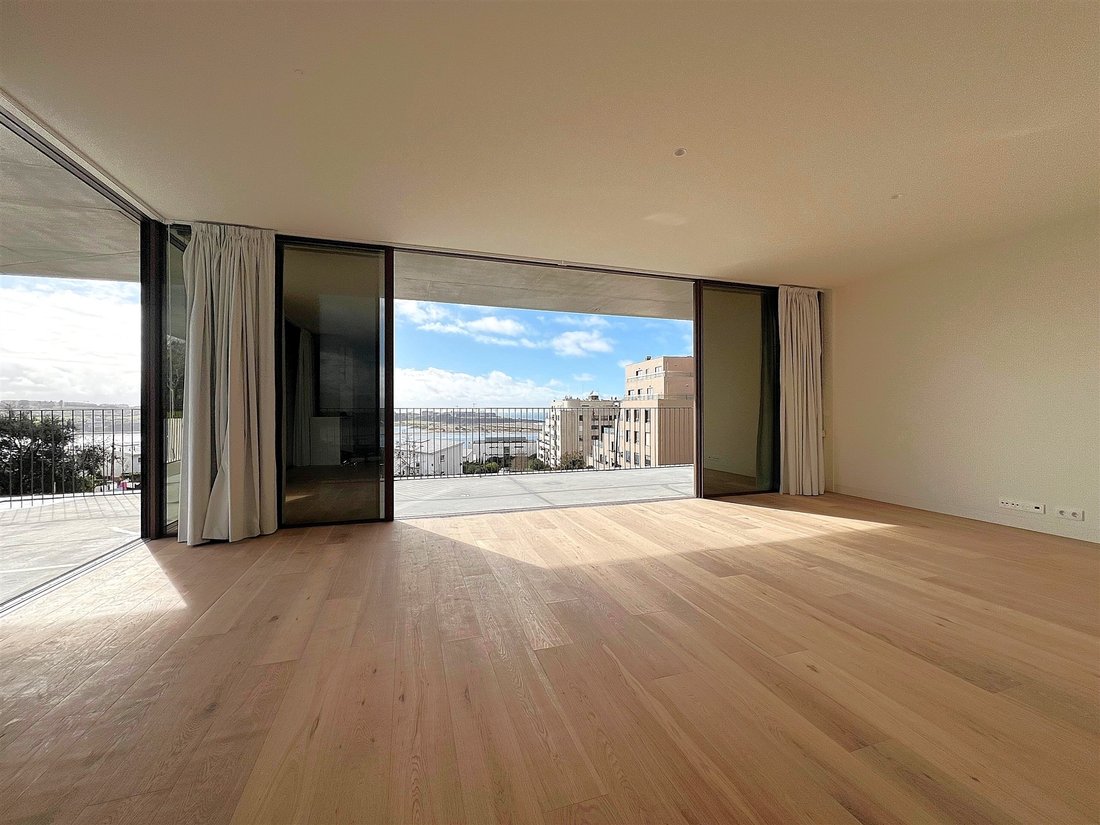 Apartment in Porto, Porto District, Portugal 2 - 15065239
