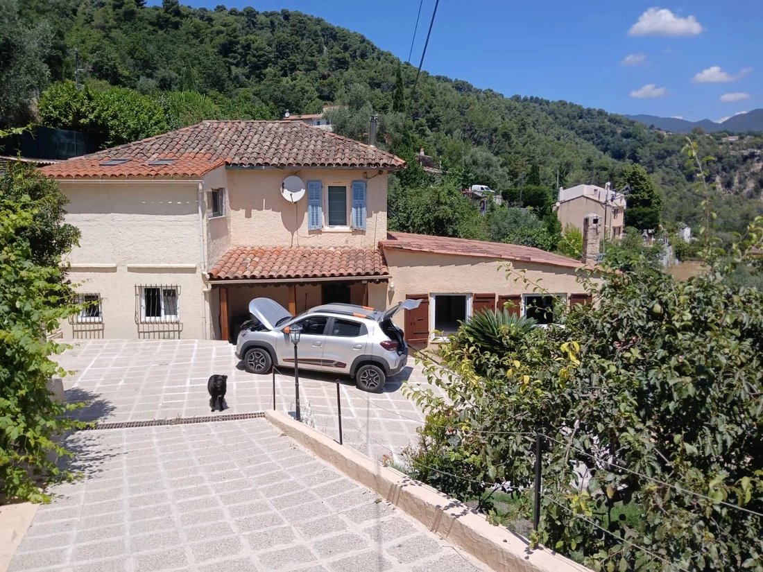 Villa in Aspremont, Provence-Alpes-Côte d'Azur, France 3 - 14557046