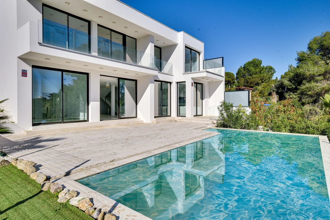 Villa in Calonge i Sant Antoni, Catalonia, Spain 1 - 14285263