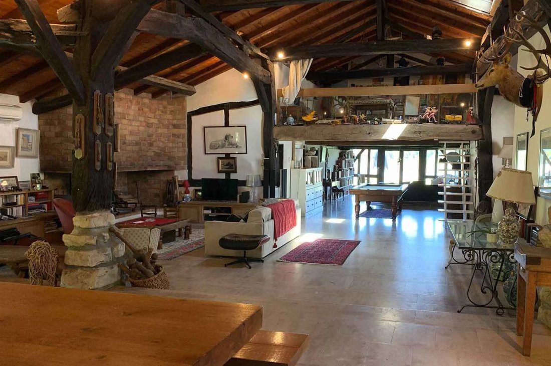 Estate in Saint-Geours-de-Maremne, Nouvelle-Aquitaine, France 3 - 12566748
