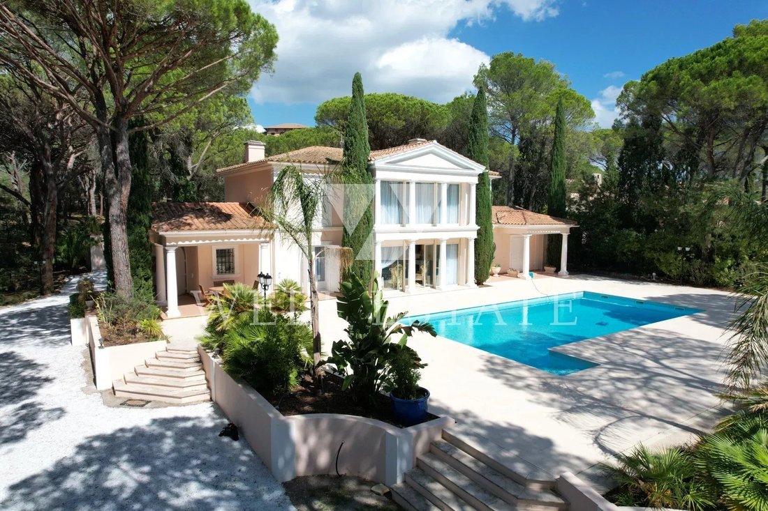 Villa in Tour de Mare, Frejus, France 2 - 12223918