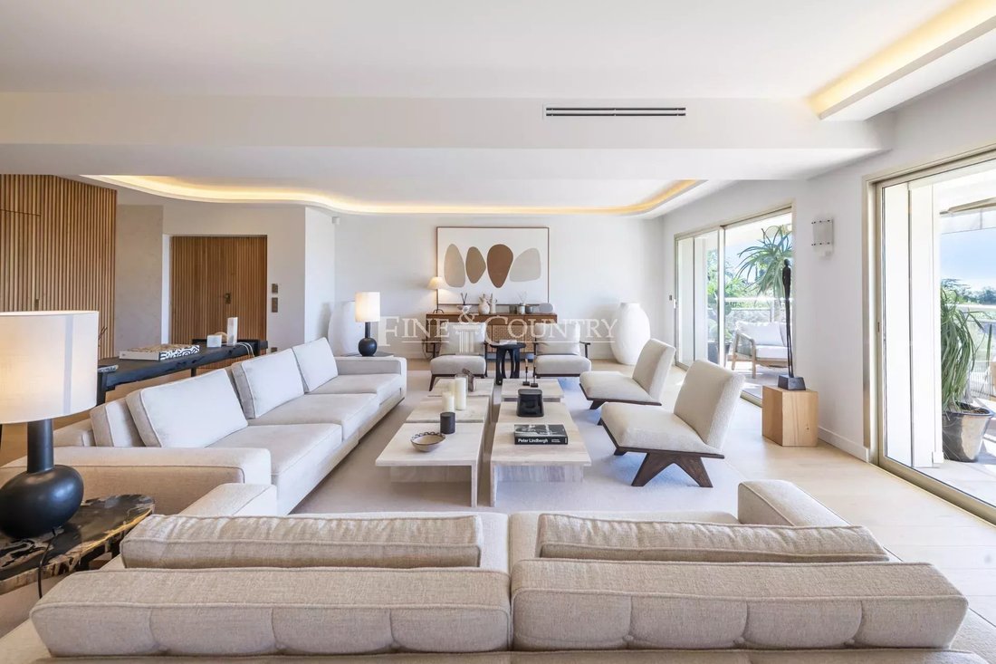 Villa in La Californie, Cannes, France 5 - 14896931