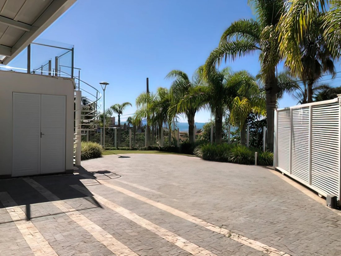 Villa in Florianópolis, State of Santa Catarina, Brazil 5 - 11650356