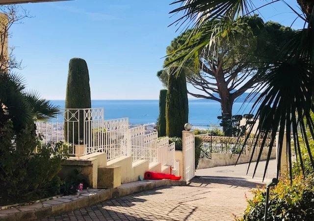 Villa in Cannes, Provence-Alpes-Côte d'Azur, France 1 - 12113016