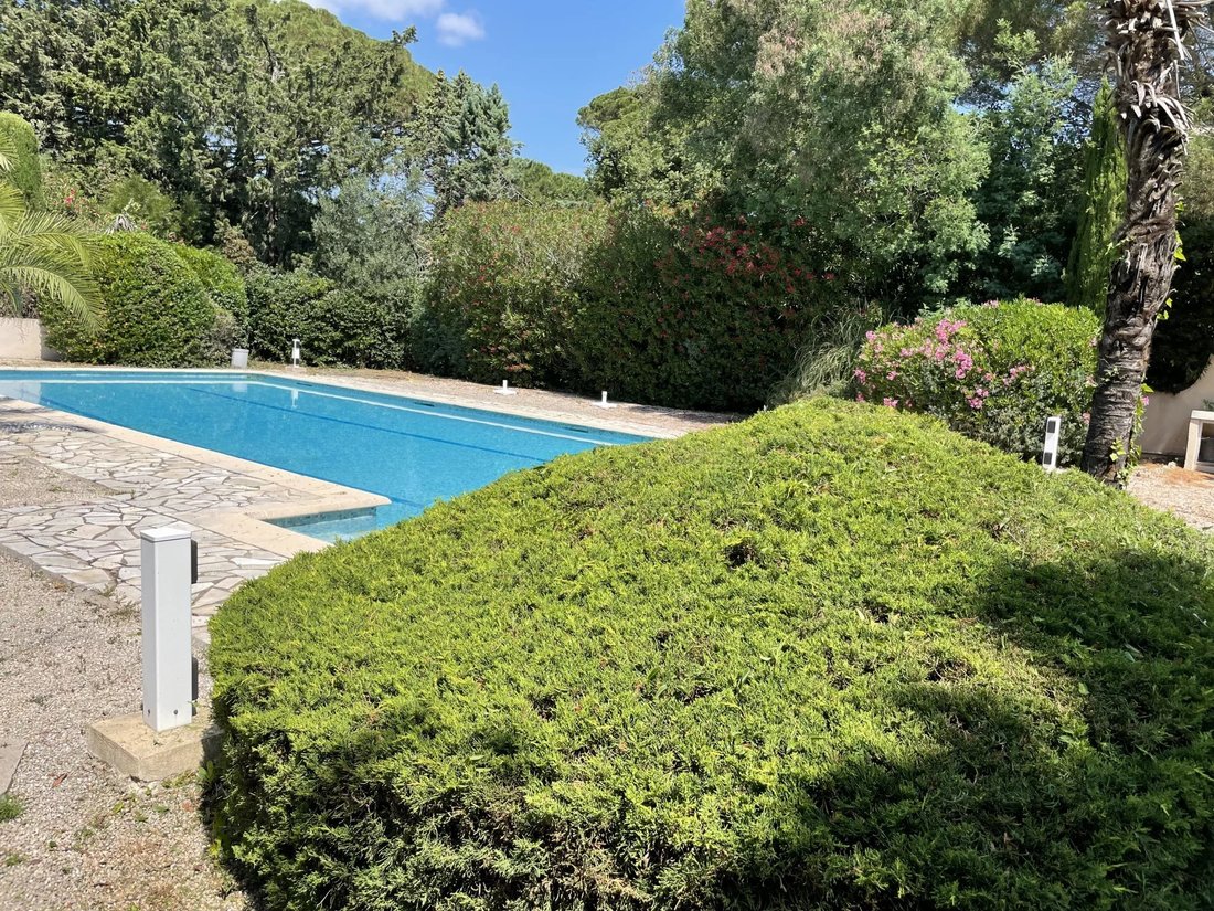 Villa in Basse Suane-Les Virgiles, Sainte-Maxime, France 1 - 12207678