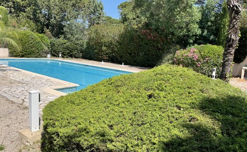 Villa in Basse Suane-Les Virgiles, Sainte-Maxime, France 1
