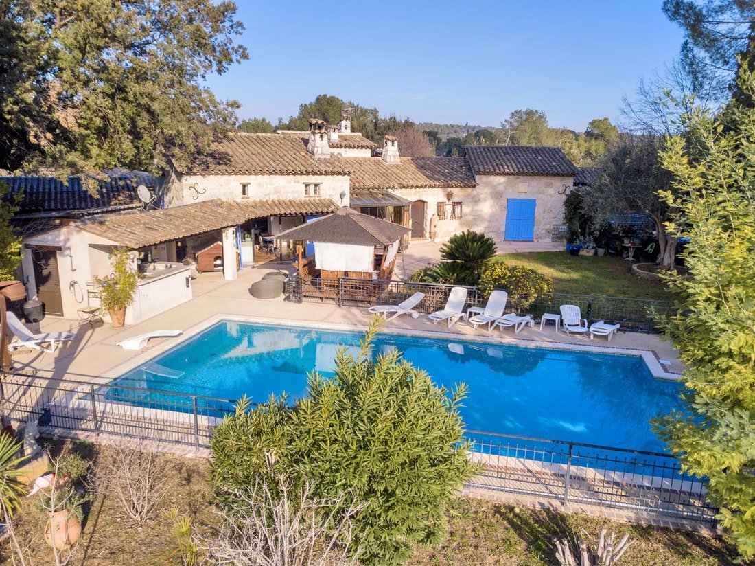 Villa in Sud, Roquefort-les-Pins, France 2 - 13778156