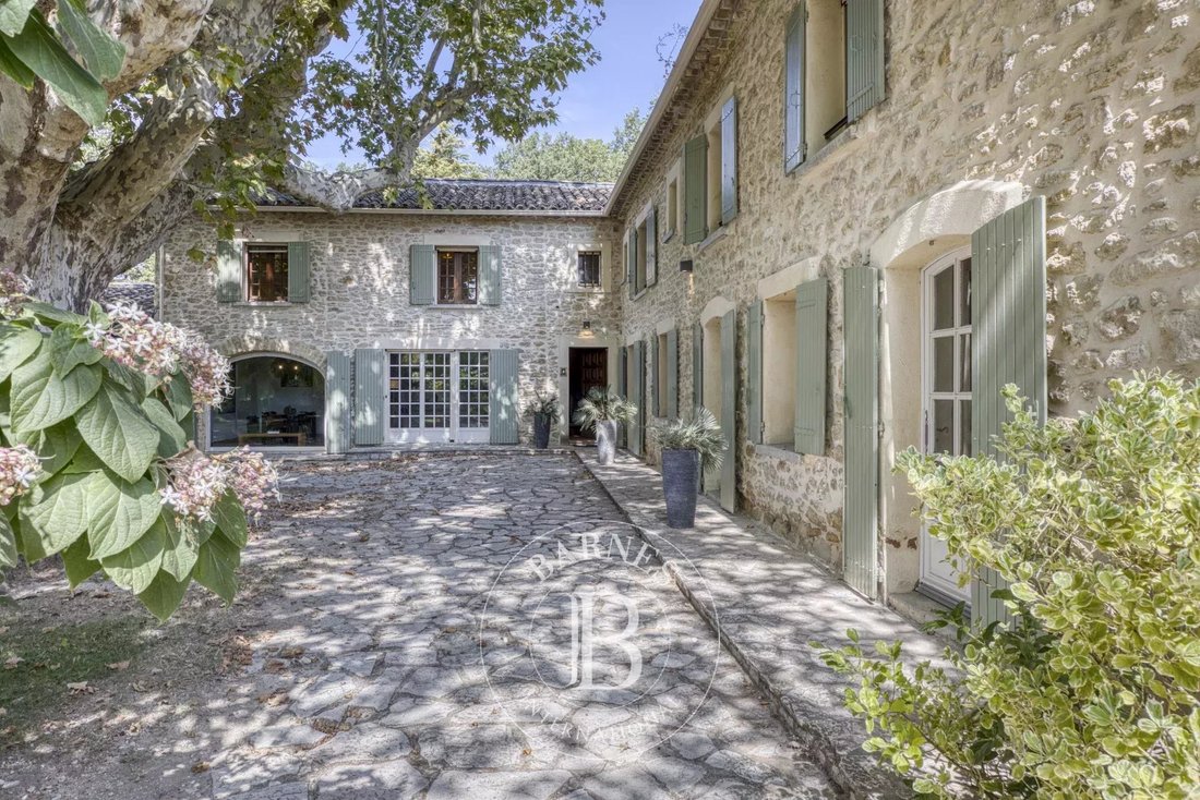 House in Vacqueyras, Provence-Alpes-Côte d'Azur, France 1 - 12010079