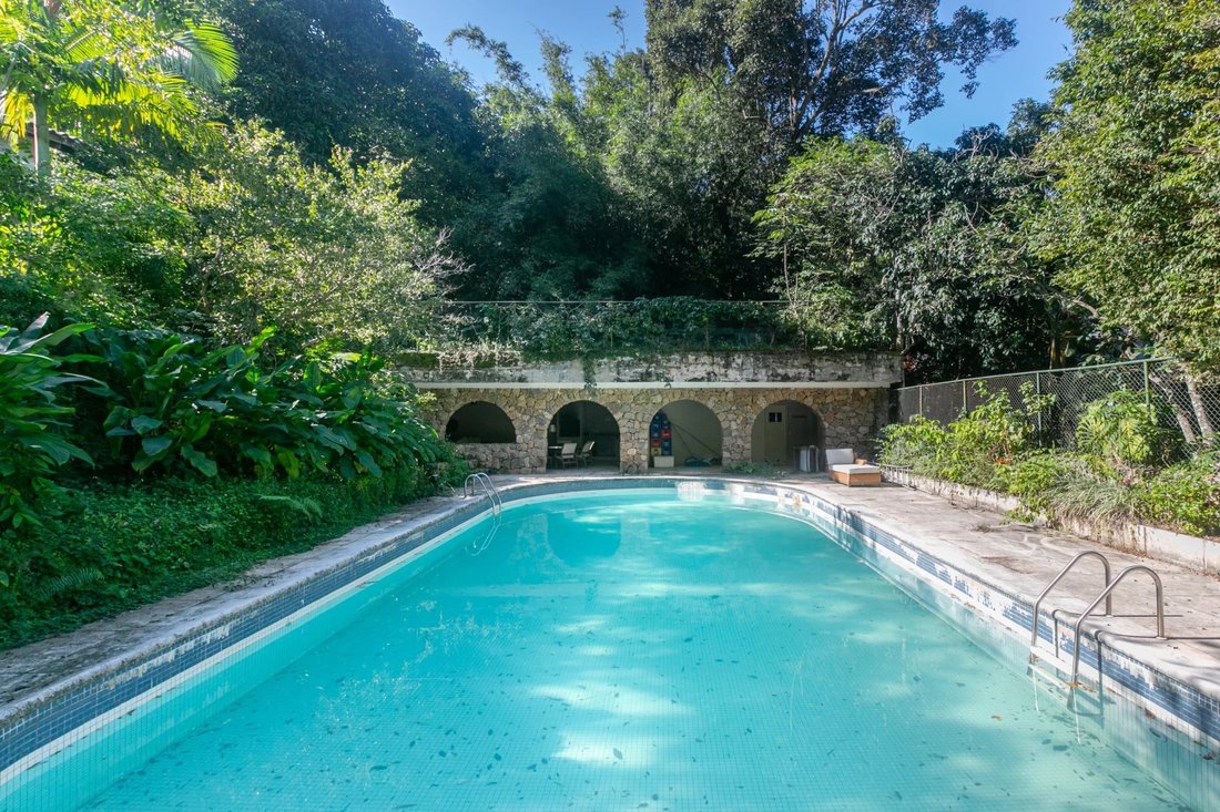 Villa in Rio de Janeiro, State of Rio de Janeiro, Brazil 2 - 11523011
