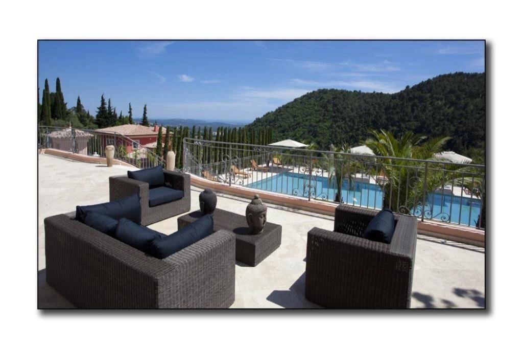 Villa in Grasse, Provence-Alpes-Côte d'Azur, France 2 - 11647663