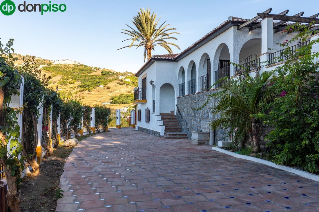 Villa in Almunecar, Andalusia, Spain 5 - 15194257