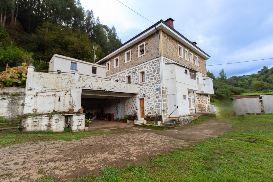 House in Abanto y Ciervana-Abanto Zierbena, Basque Country, Spain 1 - 15191567