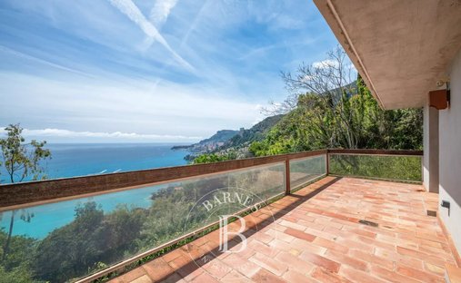 Villa in Cabbe-Saint Roman, Roquebrune-Cap-Martin, France 1