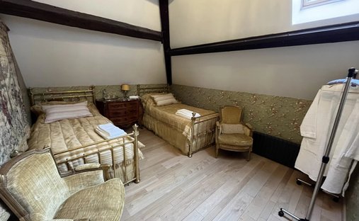 Magnificent Chateau In Burgundy Perfectly Maintained