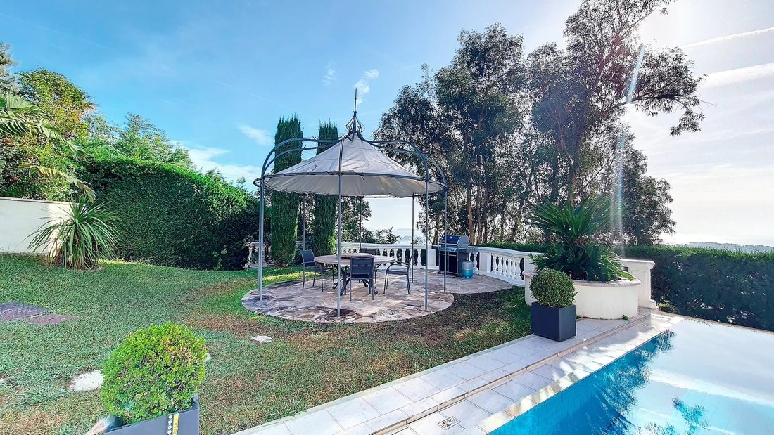 Villa in Les Termes, Mandelieu-la-Napoule, France 2 - 13822631