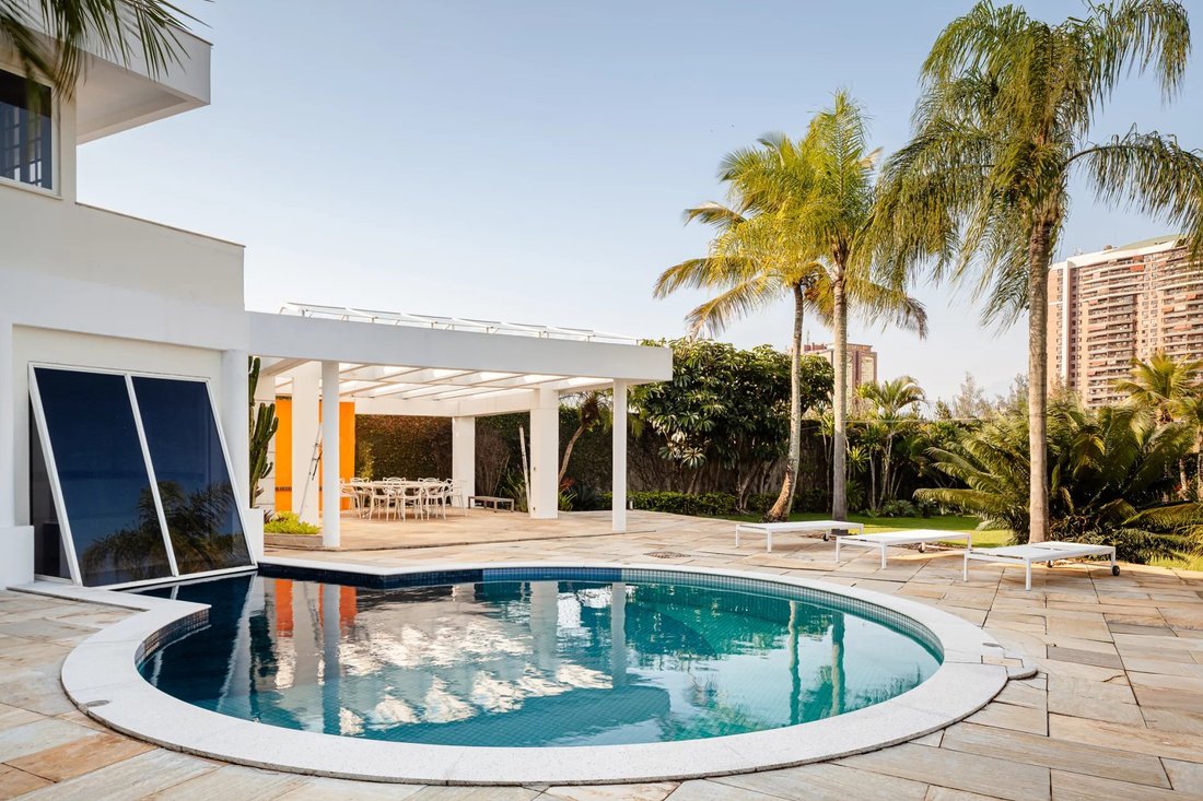 Villa in Rio de Janeiro, State of Rio de Janeiro, Brazil 3 - 10449573