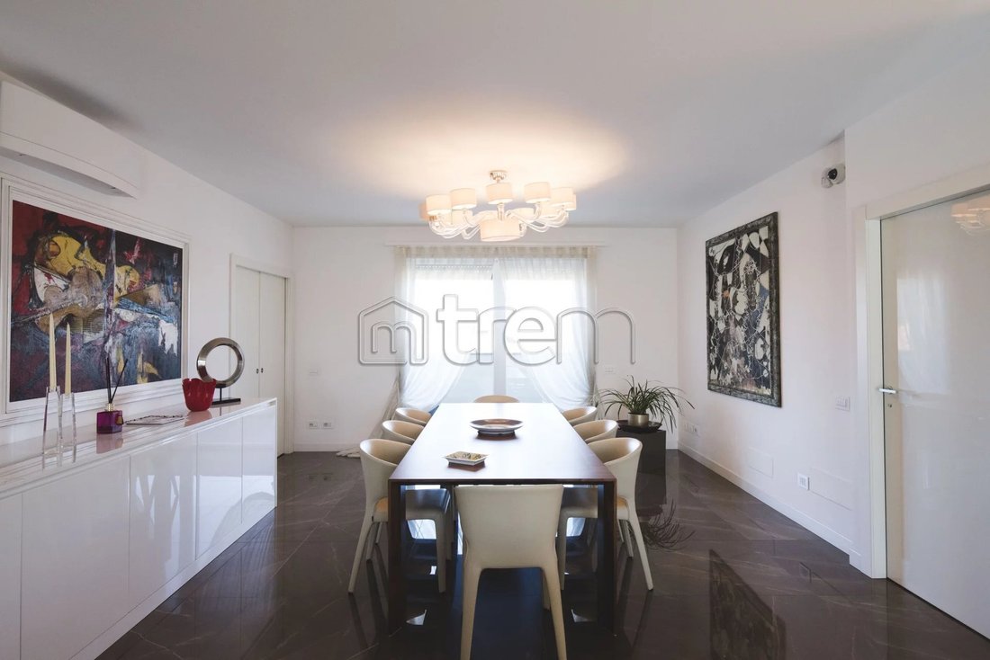 Penthouse in Center, Parabiago, Lombardy 2 - 14515238