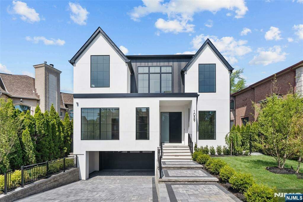 House in Fort Lee, New Jersey, United States 1 - 15193118