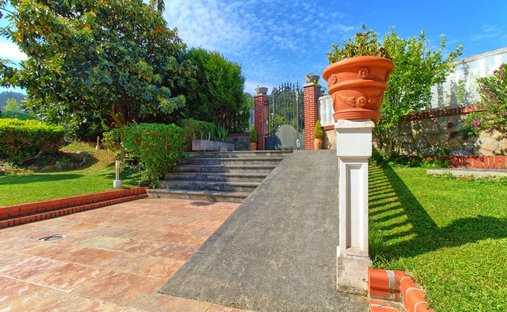 Castle for Sale in Castro-Urdiales, Cantabria, Spain