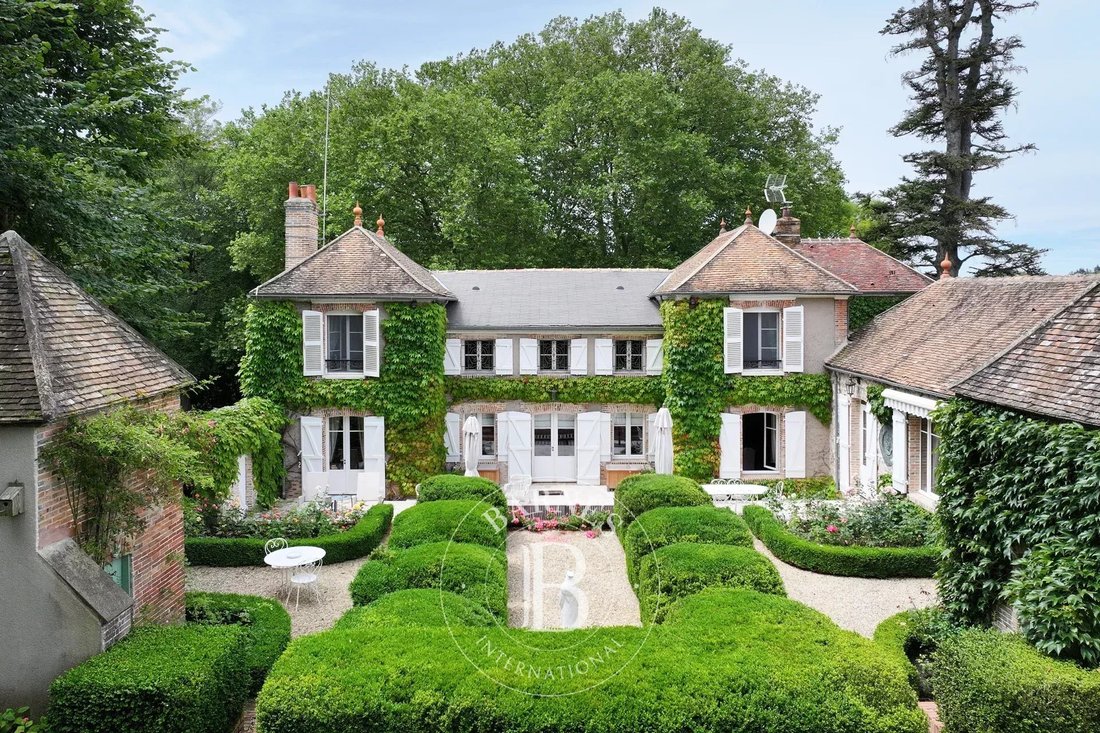Finca en Saint-Caprais-de-Bordeaux, Nueva Aquitania, Francia 1 - 14463376
