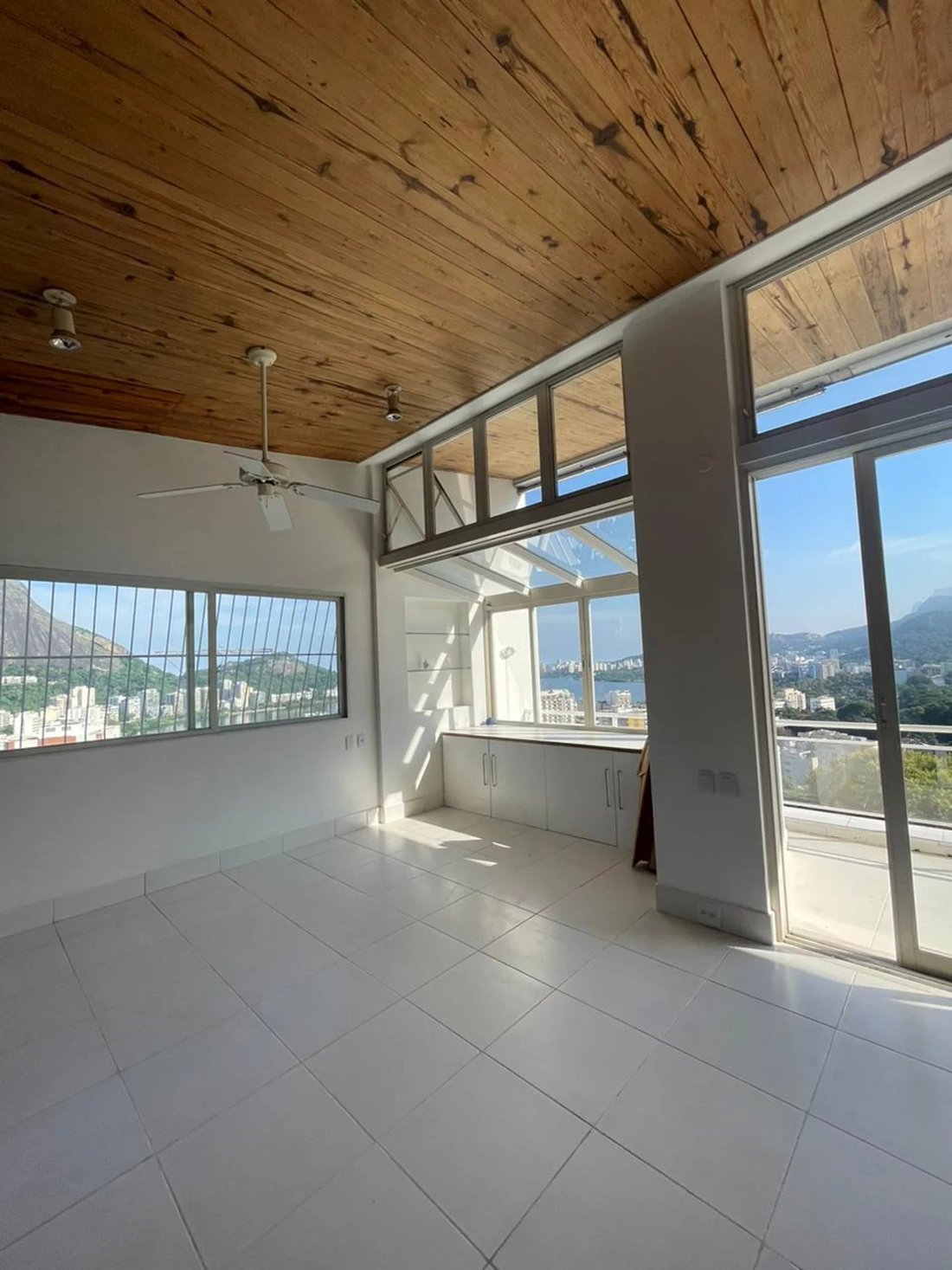 Villa in Rio de Janeiro, State of Rio de Janeiro, Brazil 2 - 11028563
