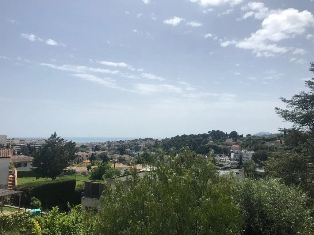 Land in Vieux Cannet, Le Cannet, France 1 - 11672225