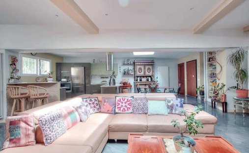 Wohnung in Menton, Provence-Alpes-Côte d'Azur, Frankreich 1