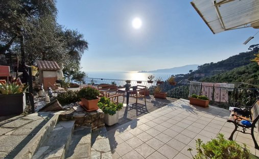 Apartment in Sant'Andrea di Rovereto, Chiavari, Liguria 1