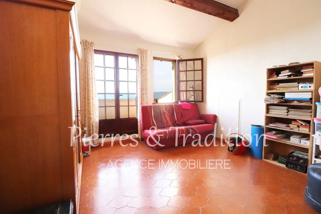 House in Roussillon, Provence-Alpes-Côte d'Azur, France 5 - 13995807