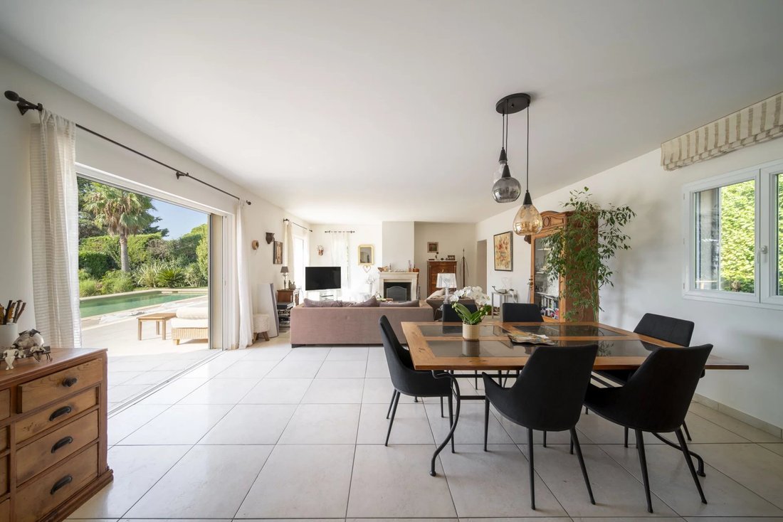 Villa in Brusquet-Retenaou-Devens, Vallauris, France 5 - 14668353