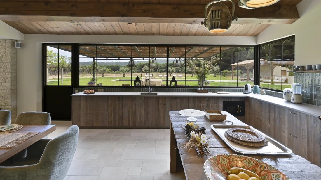 Villa in Ramatuelle, Provence-Alpes-Côte d'Azur, France 2 - 14549754