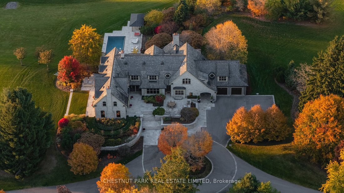 House in King, Ontario, Canada 2 - 15173108