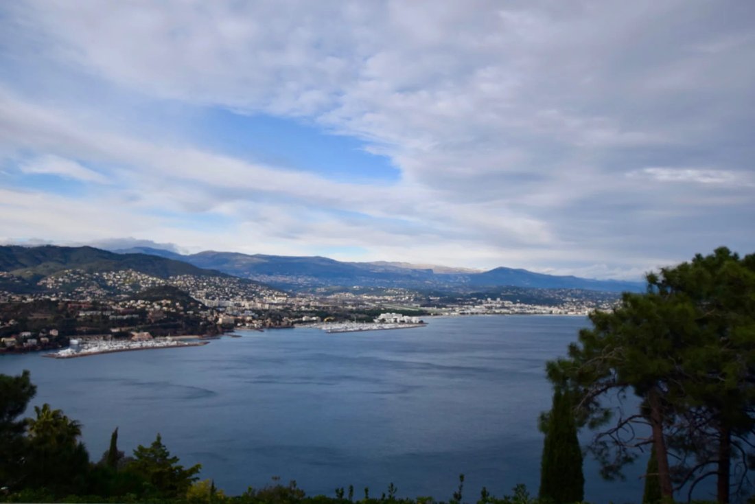 Villa in Théoule-sur-Mer, Provence-Alpes-Côte d'Azur, France 2 - 12489707