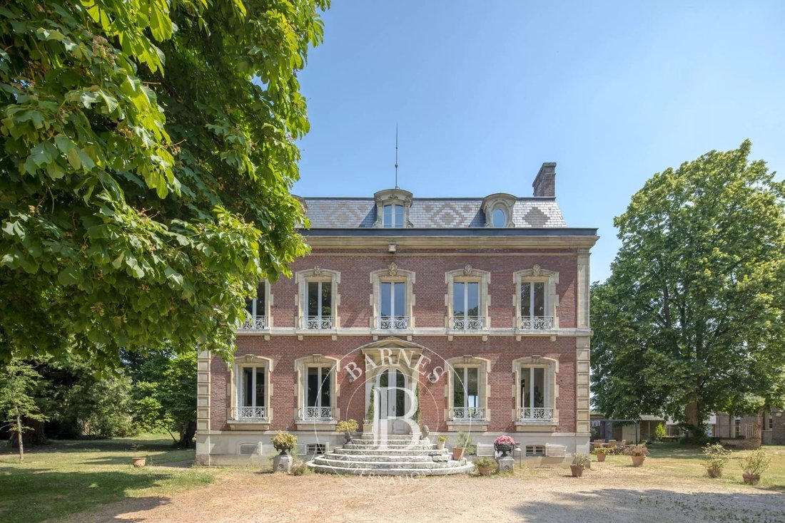 Estate in Cailly-sur-Eure, Normandy, France 1 - 12913865